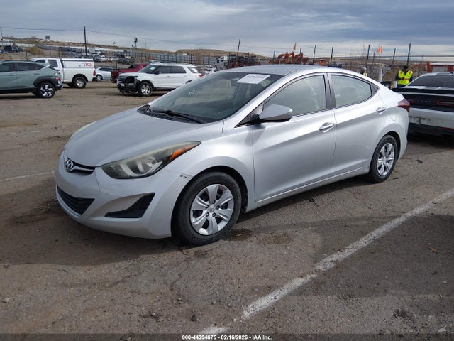 5NPDH4AE1GH681911 Hyundai ELANTRA SE
