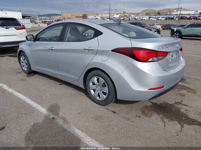 5NPDH4AE1GH681911 Hyundai ELANTRA SE