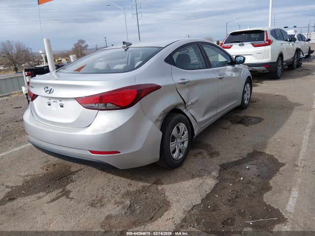 5NPDH4AE1GH681911 Hyundai ELANTRA SE
