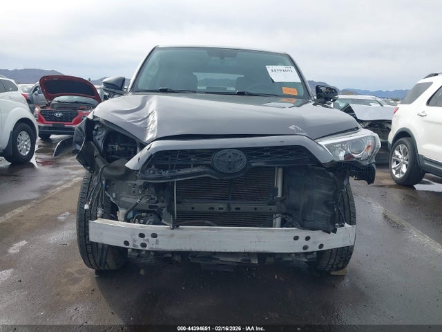 JTEBU5JR2K5676796 Toyota 4runner Limited Nightshade