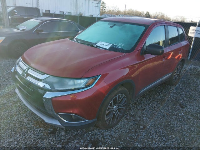 2017 MITSUBISHI OUTLANDER JA4AD2A3XHZ022635 Photo 1