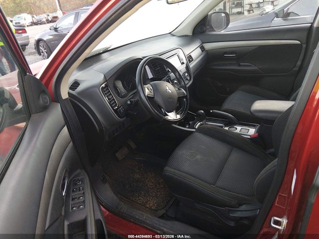 2017 MITSUBISHI OUTLANDER JA4AD2A3XHZ022635 Photo 4