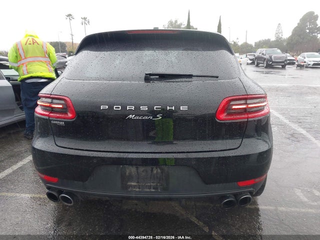 Porsche MACAN S 2015 WP1AB2A57FLB71693 Image 16