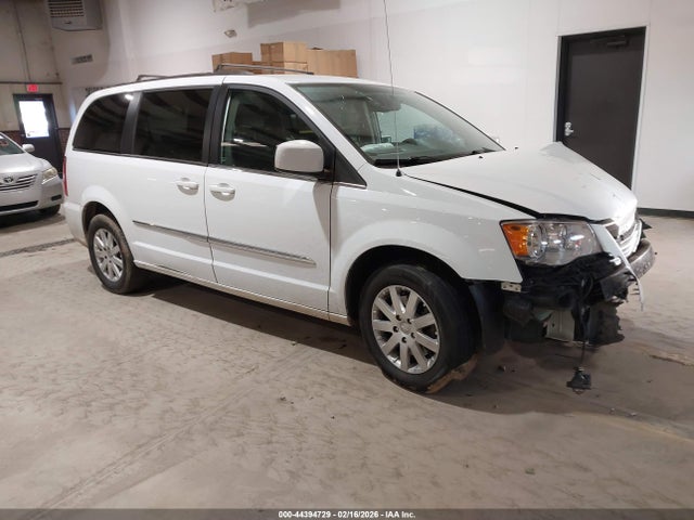 2016 CHRYSLER TOWN & COUNTRY 2C4RC1BG0GR214761