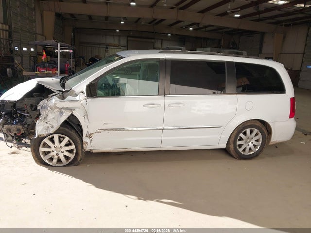 44394729 :رقم المزاد ، 2C4RC1BG0GR214761 vin ، 2016 Chrysler Town & Country Touring مزاد بيع