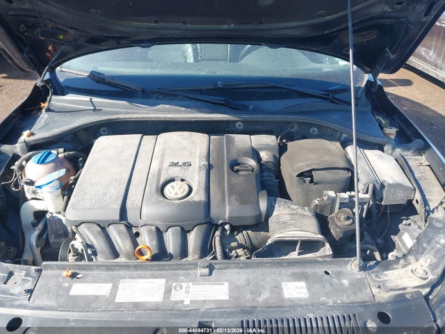 44394731 :رقم المزاد ، 1VWBH7A30DC081425 vin ، 2013 Volkswagen Passat 2.5l Se مزاد بيع
