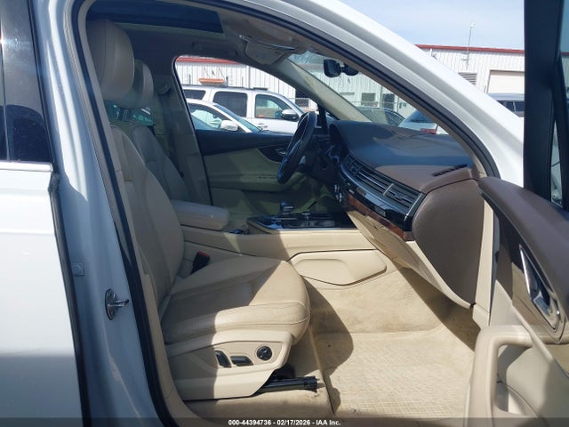 2019 AUDI Q7 WA1VAAF79KD011470 Photo 4