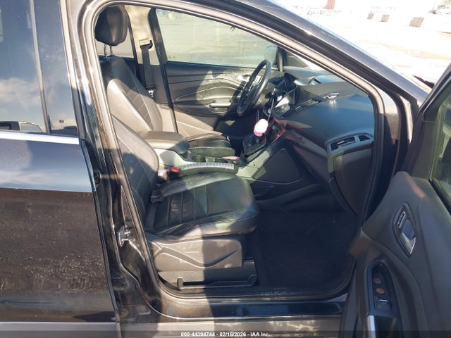 Продаж на аукціоні авто 2015 Ford Escape Se, vin: 1FMCU9G9XFUC01735, номер лоту: 44394744