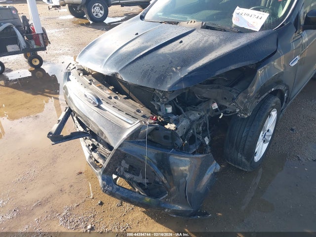 Продаж на аукціоні авто 2015 Ford Escape Se, vin: 1FMCU9G9XFUC01735, номер лоту: 44394744