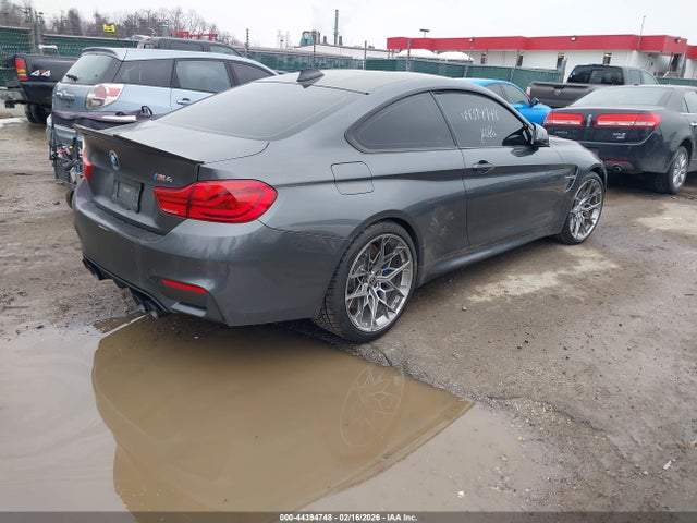 2018 BMW M4 WBS4Y9C50JAC87675 Photo 3