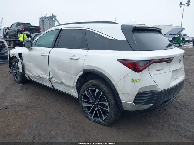 4W5KHNRL0RZ505687 Acura Zdx A-spec