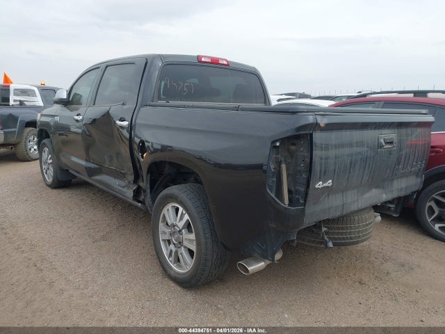 2016 TOYOTA TUNDRA 5TFAW5F1XGX530008 Photo 2