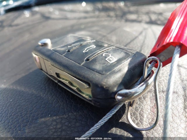 2011 VOLKSWAGEN TIGUAN WVGBV7AX1BW561169 Photo 10