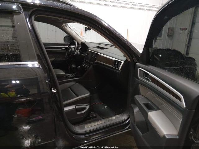 Продаж на аукціоні авто 2023 Volkswagen Atlas 3.6l V6 Se W/technology, vin: 1V2HR2CA0PC520649, номер лоту: 44394795