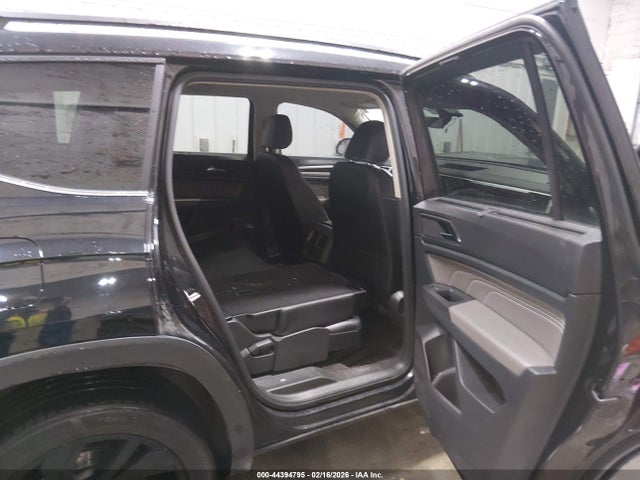 Продаж на аукціоні авто 2023 Volkswagen Atlas 3.6l V6 Se W/technology, vin: 1V2HR2CA0PC520649, номер лоту: 44394795