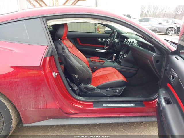44394798 :رقم المزاد ، 1FA6P8CF5J5178176 vin ، 2018 Ford Mustang Gt Premium مزاد بيع