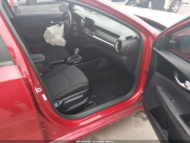 Продажа на аукционе авто 2019 Kia Forte S, vin: 3KPF34ADXKE011611, номер лота: 44394799