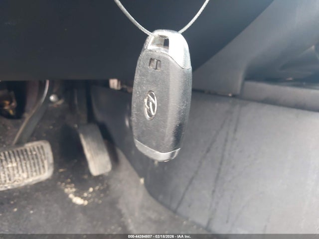 KMHLM4AGXPU431576 Hyundai ELANTRA SEL