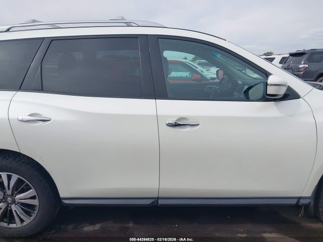 5N1DR2MM8HC638793 Nissan Pathfinder Sv