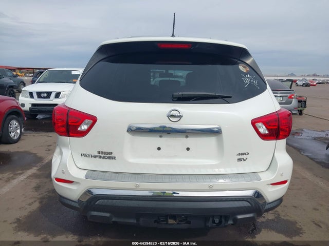 5N1DR2MM8HC638793 Nissan Pathfinder Sv