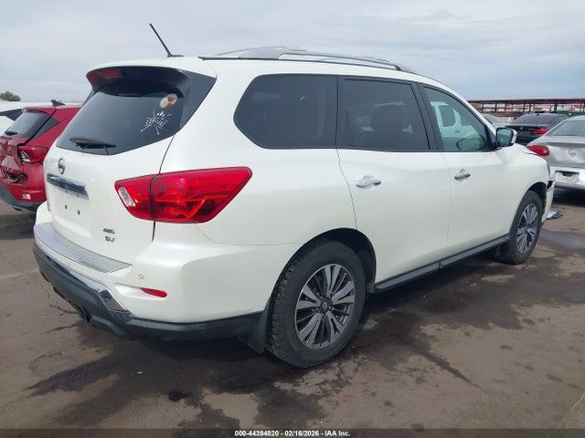 5N1DR2MM8HC638793 Nissan Pathfinder Sv