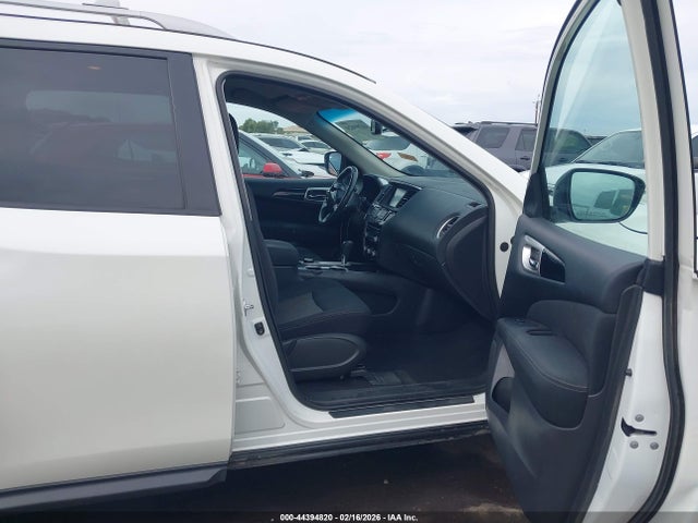 5N1DR2MM8HC638793 Nissan Pathfinder Sv