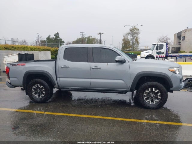 3TMCZ5AN0JM183957 Toyota Tacoma Trd Off Road