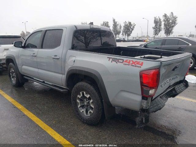 3TMCZ5AN0JM183957 Toyota Tacoma Trd Off Road