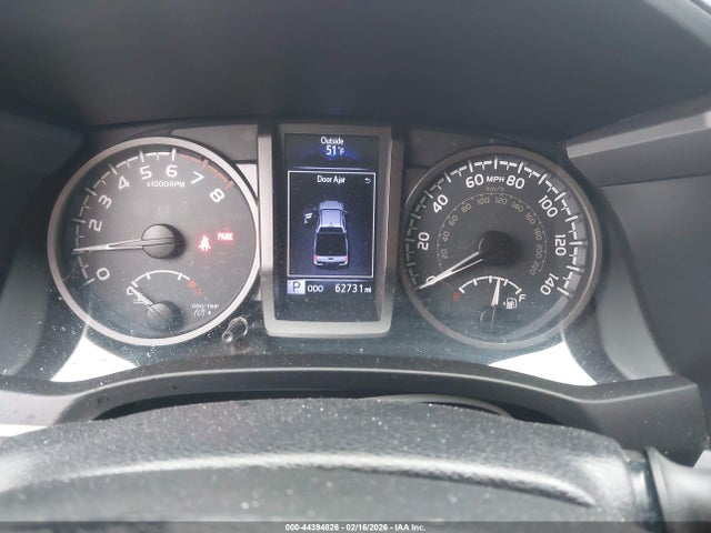 3TMCZ5AN0JM183957 Toyota Tacoma Trd Off Road