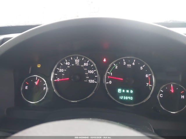 44394840 :رقم المزاد ، 1J4PP2GK6BW571855 vin ، 2011 Jeep Liberty Sport مزاد بيع