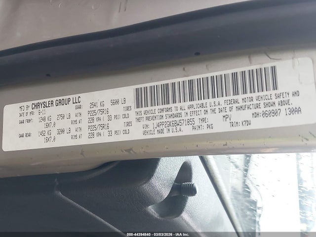 44394840 :رقم المزاد ، 1J4PP2GK6BW571855 vin ، 2011 Jeep Liberty Sport مزاد بيع