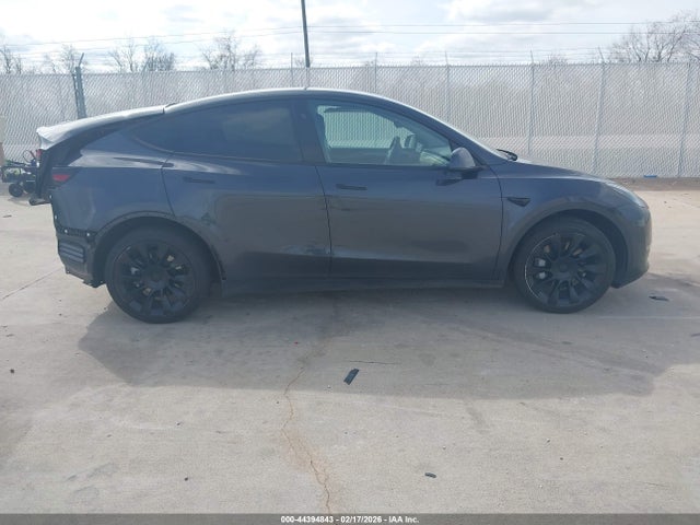 44394843 :رقم المزاد ، 7SAYGDED5SA354098 vin ، 2025 Tesla Model Y Long Range Dual Motor Rear-wheel Drive مزاد بيع