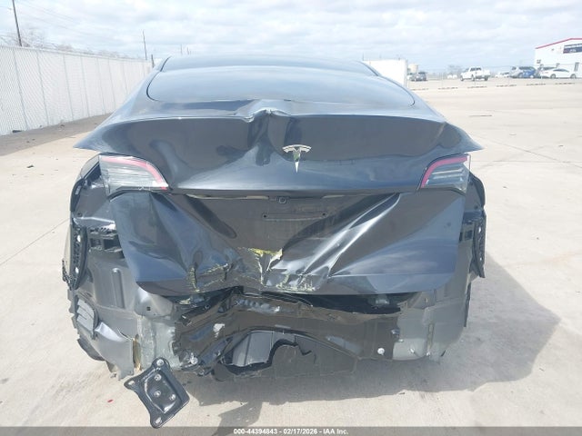 44394843 :رقم المزاد ، 7SAYGDED5SA354098 vin ، 2025 Tesla Model Y Long Range Dual Motor Rear-wheel Drive مزاد بيع