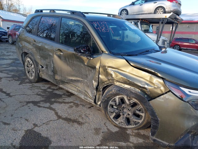 44394854 :رقم المزاد ، JF2SLDDC0SH503626 vin ، 2025 Subaru Forester Premium مزاد بيع