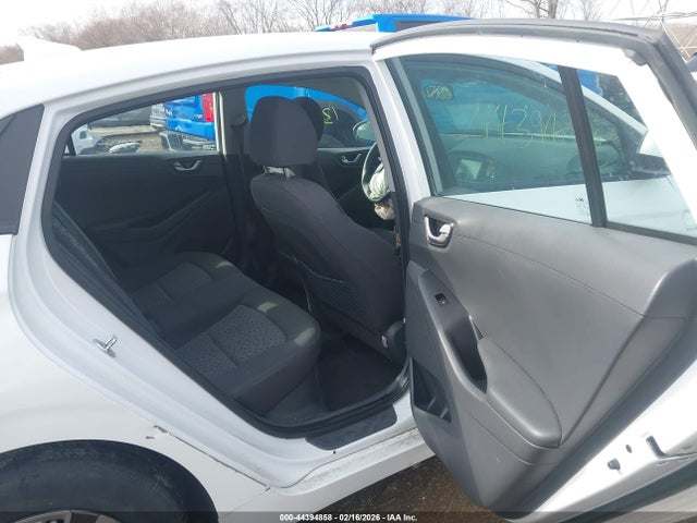 Продаж на аукціоні авто 2018 Hyundai Ioniq Hybrid Blue, vin: KMHC65LC8JU076229, номер лоту: 44394858
