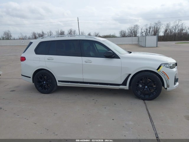 2020 Bmw X7 Xdrive40i მანქანა იყიდება აუქციონზე, vin: 5UXCW2C04L9B40606, აუქციონის ნომერი: 44394861
