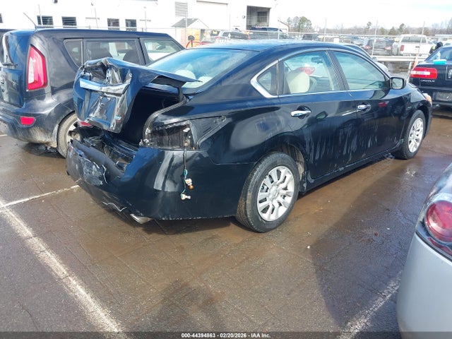 2014 Nissan Altima 2.5 S მანქანა იყიდება აუქციონზე, vin: 1N4AL3AP7EN258332, აუქციონის ნომერი: 44394863