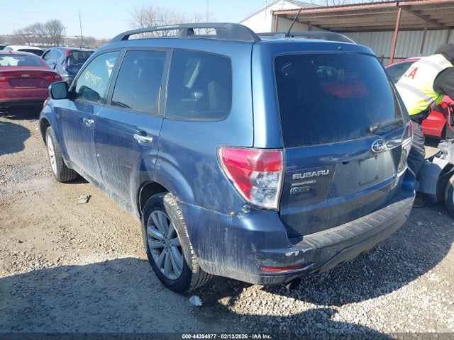 Продажа на аукционе авто 2013 Subaru Forester 2.5x Limited, vin: JF2SHAECXDH425678, номер лота: 44394877