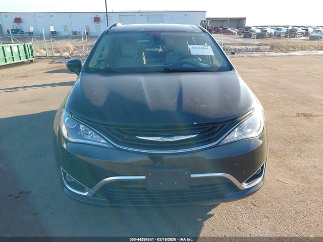 Продаж на аукціоні авто 2019 Chrysler Pacifica Hybrid Touring L, vin: 2C4RC1L79KR710827, номер лоту: 44394881