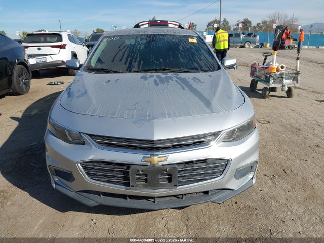 1G1ZD5ST3JF184289 Chevrolet MALIBU LT