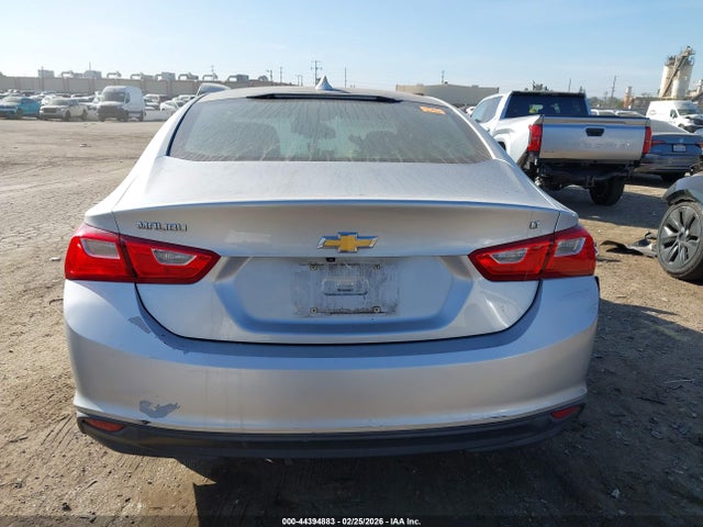 1G1ZD5ST3JF184289 Chevrolet MALIBU LT