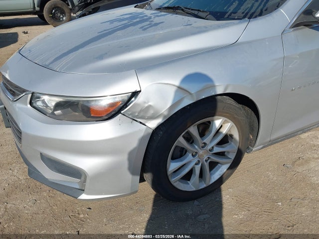 1G1ZD5ST3JF184289 Chevrolet MALIBU LT