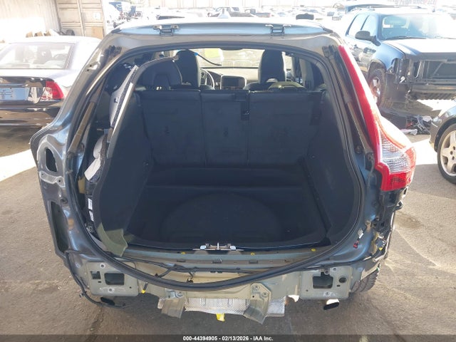 Volvo Xc60 T6 Dynamic 2017 YV449MRR6H2063777 Image 6