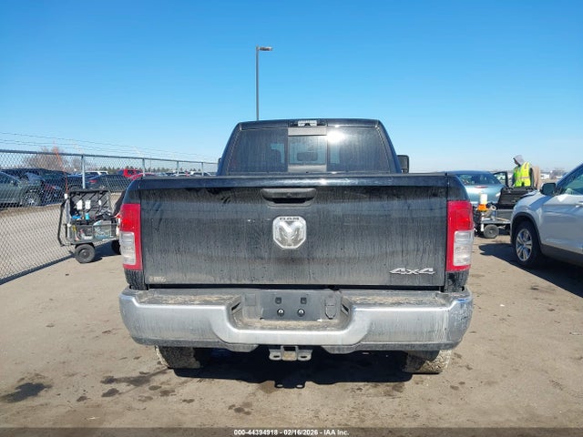 3C6UR5CL2RG176185 RAM 2500 Tradesman 4x4 6&#039;4 Box