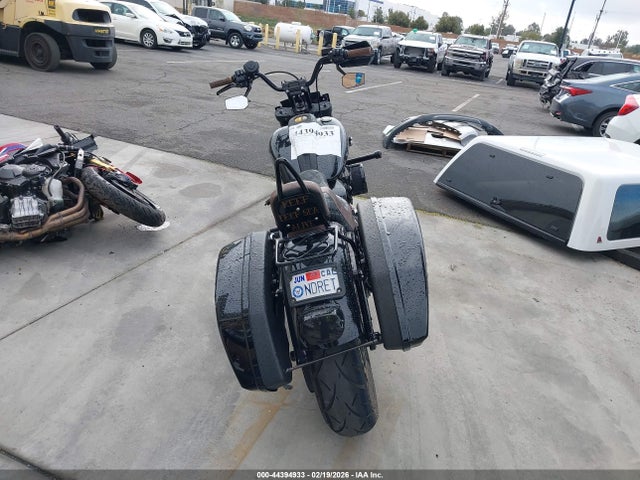 2024 HARLEY-DAVIDSON FXLRST 1HD1YXZ20RB033364 Photo 5