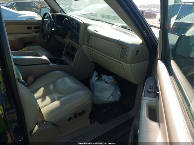 44394939 :رقم المزاد ، 1GKEC13T83R157787 vin ، 2003 Gmc Yukon Slt مزاد بيع