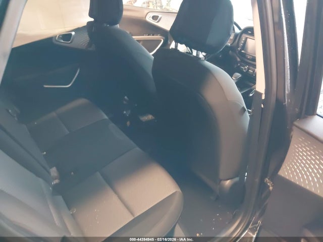 KNDJ23AU3L7052719 KIA SOUL LX
