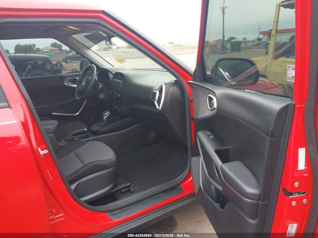 KNDJ23AU7M7141954 KIA SOUL LX