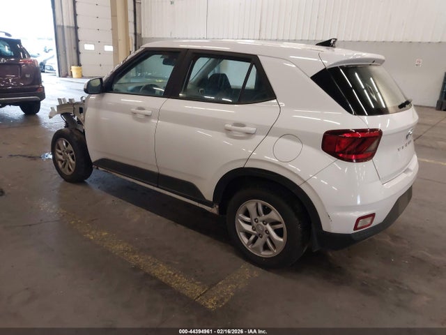 KMHRB8A3XMU076053 Hyundai Venue Se