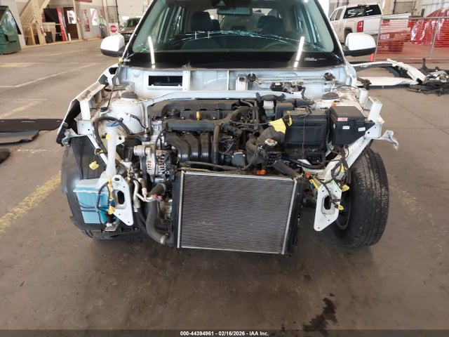 KMHRB8A3XMU076053 Hyundai Venue Se